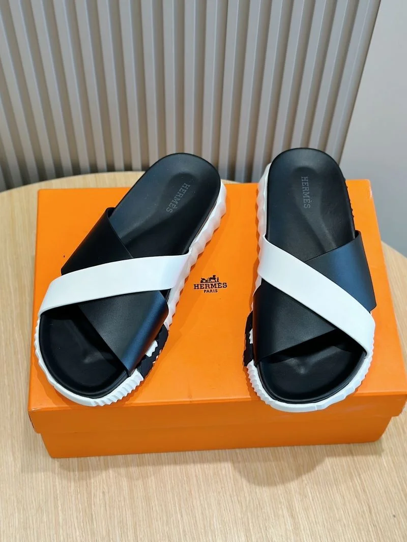 Supportive Hermes Slippers 26154