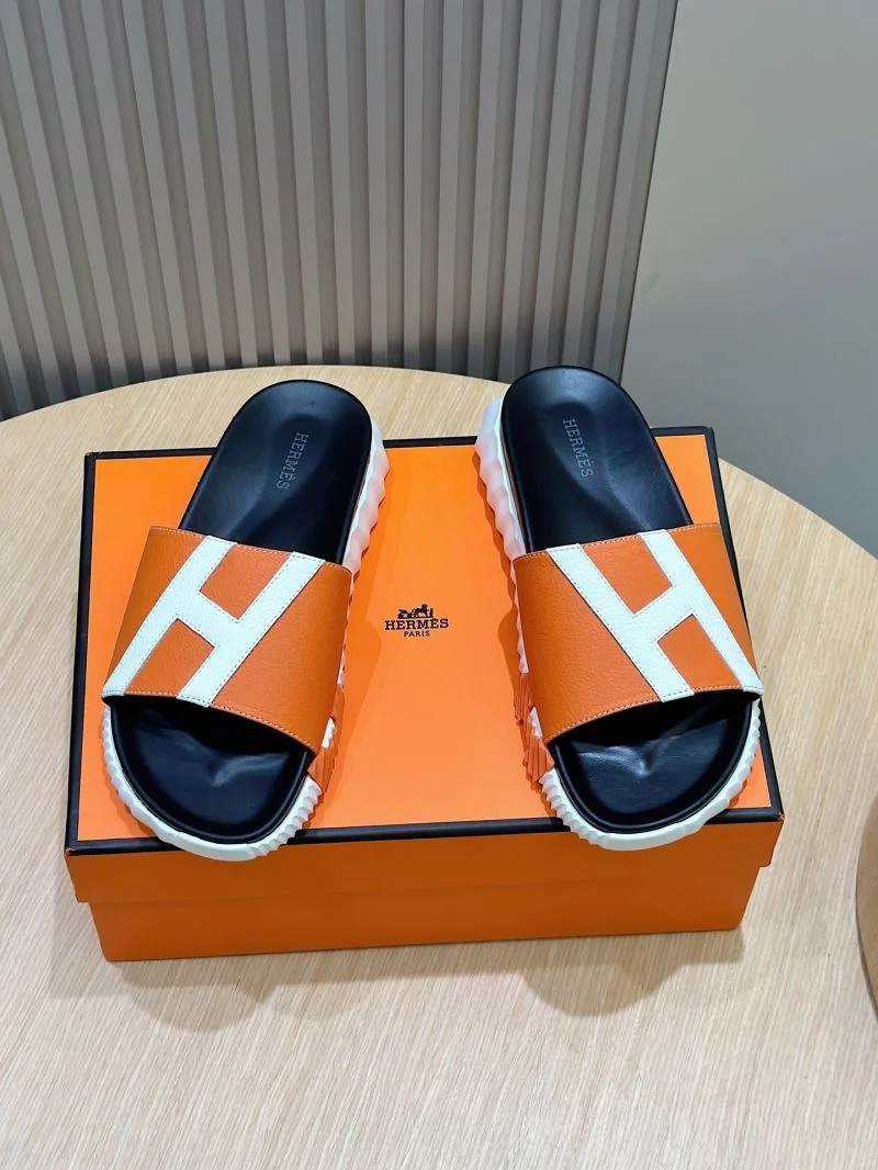 Snug Hermes Slippers 26136