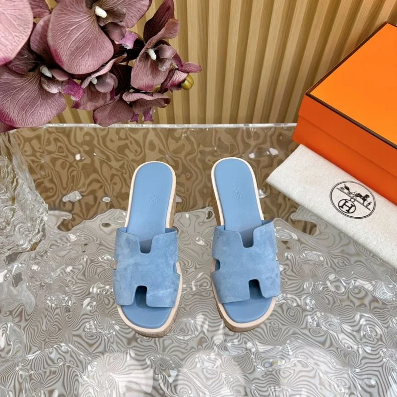 Versatile Hermes Slippers 27575
