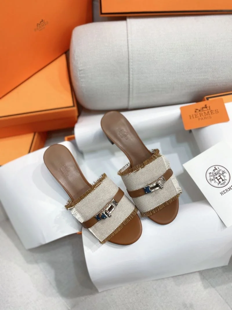 Hermes Slippers WaterResistant 27538