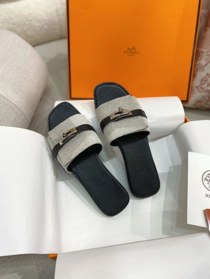 Timeless Hermes Slippers 27521