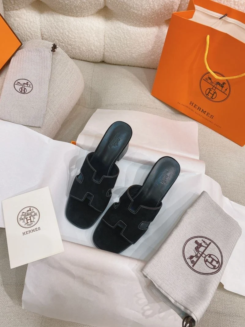 Sleek Hermes Slippers 27518