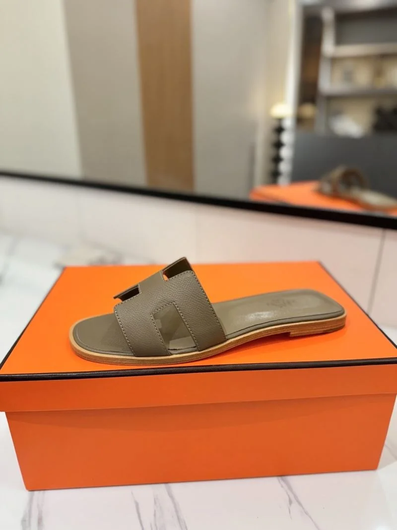 Bold Hermes Slippers 27432