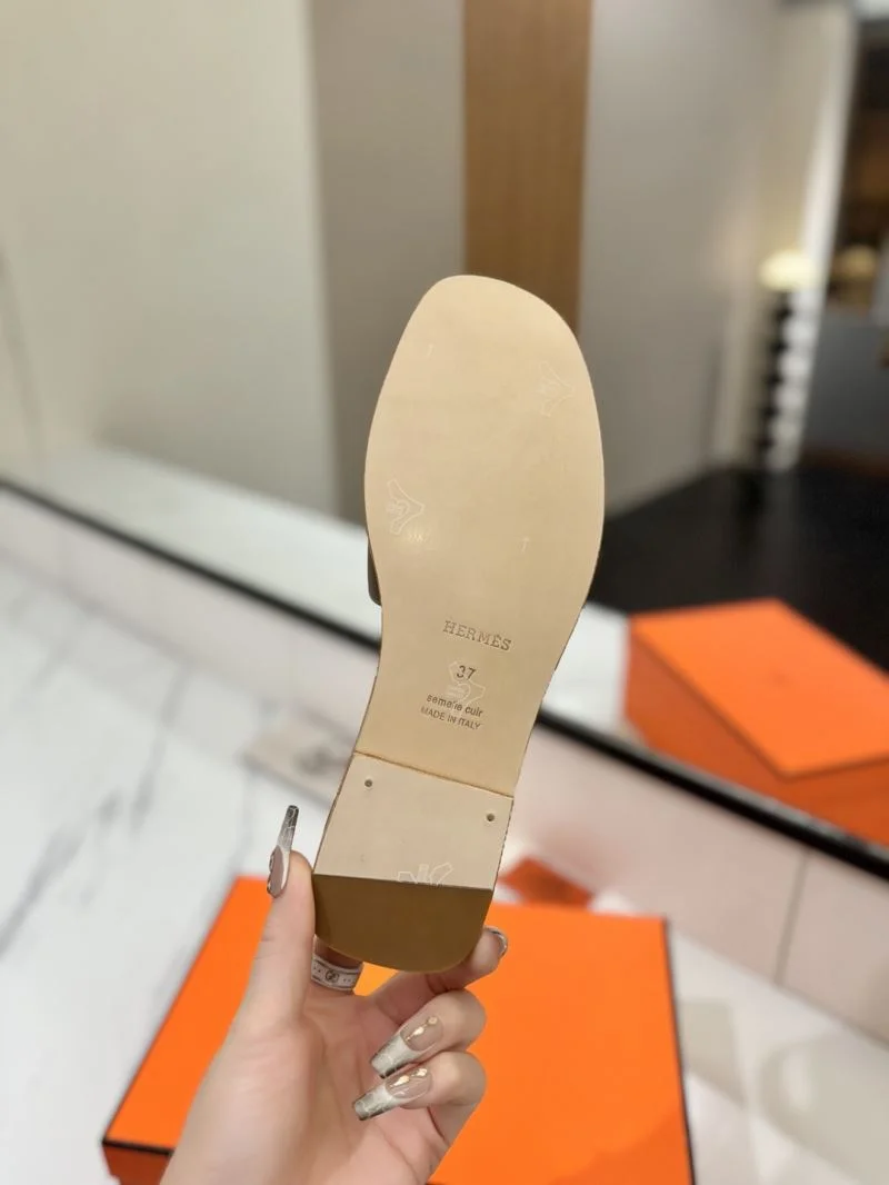 Bold Hermes Slippers 27432
