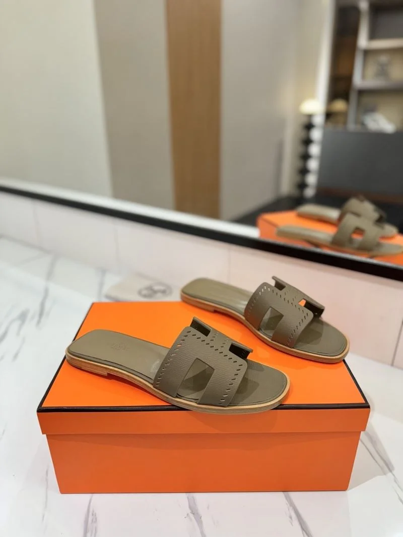 AllSeason Hermes Slippers 27420
