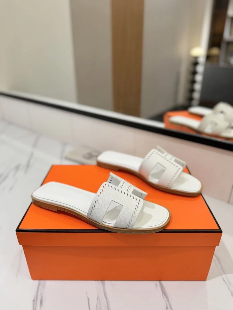 Sporty Hermes Slippers 27419