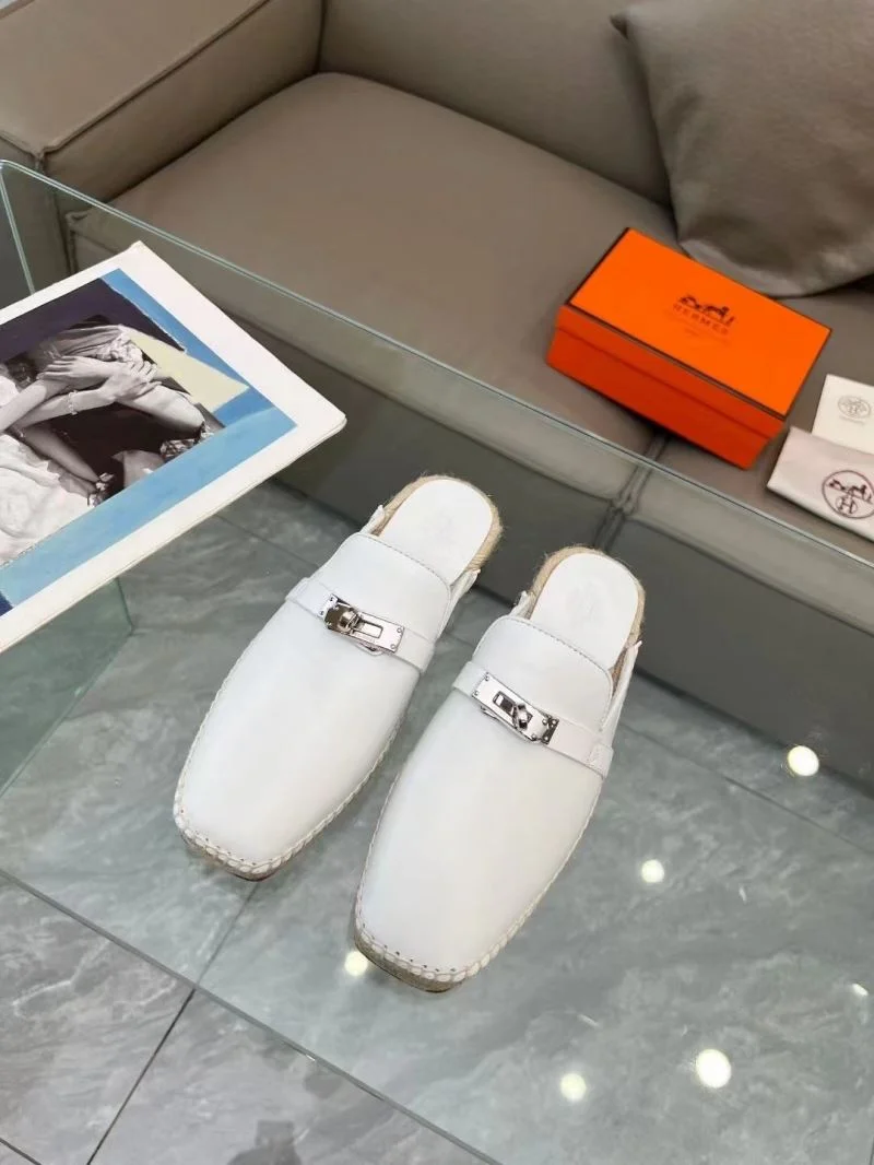 Lightweight Hermes Slippers 27385