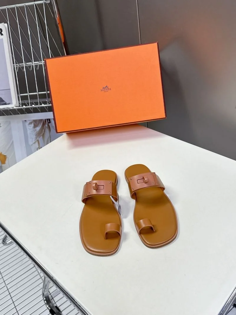 Chic Hermes Slippers 26879