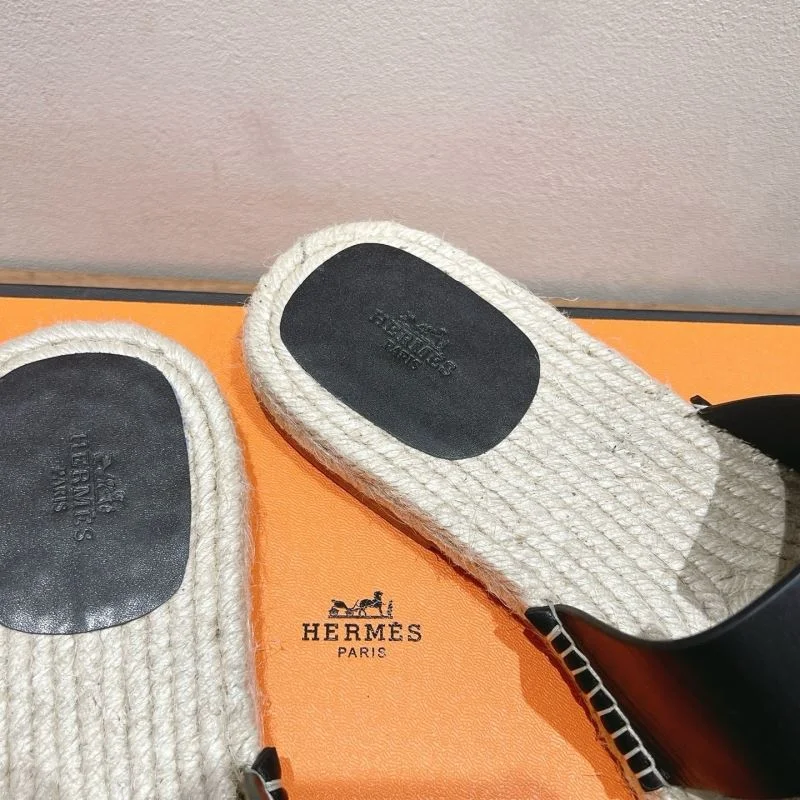 UrbanChic Hermes Slippers 26867