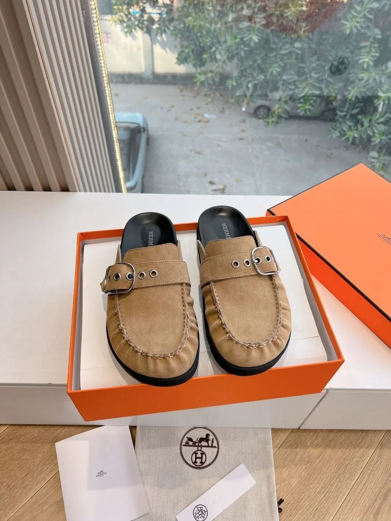 Compact Hermes Slippers 26801