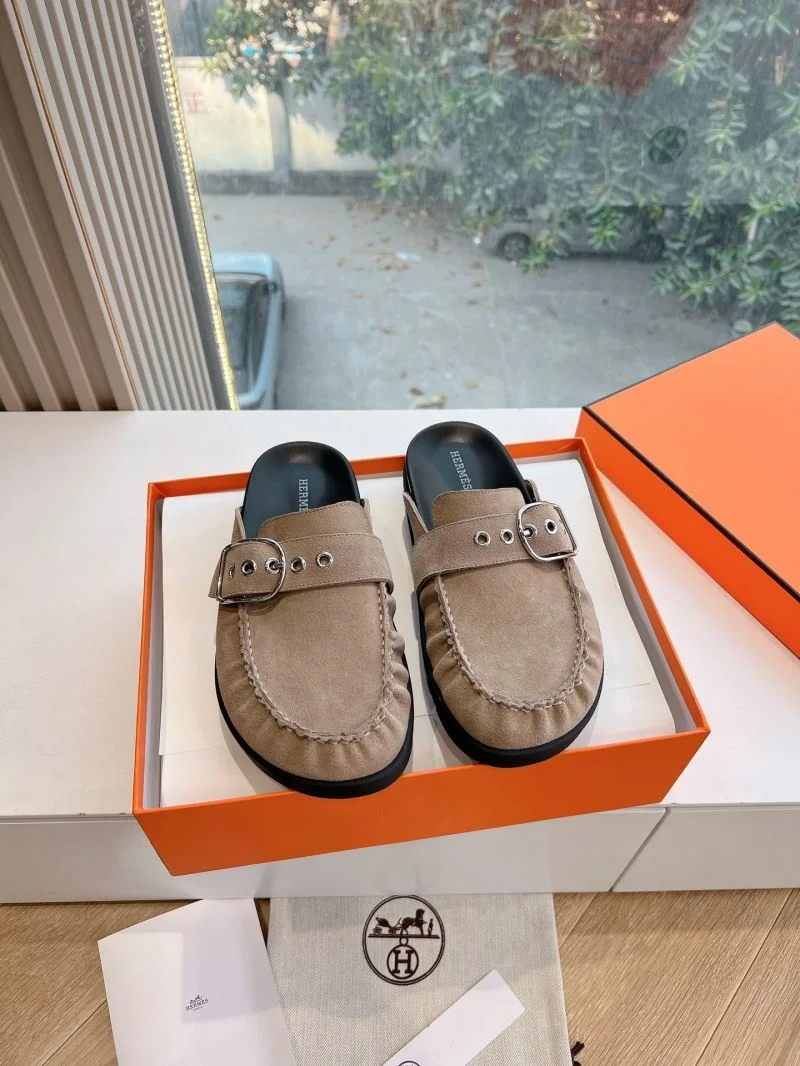 NewStyle Hermes Slippers 26804