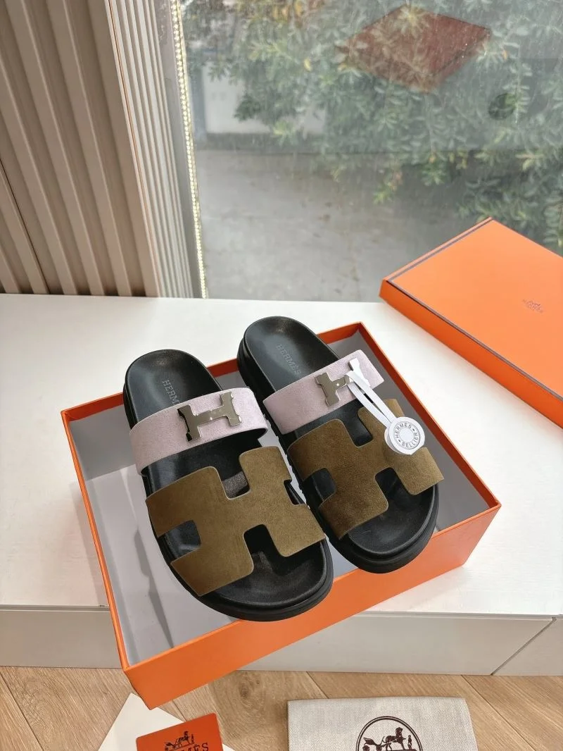 NewStyle Hermes Slippers 26794