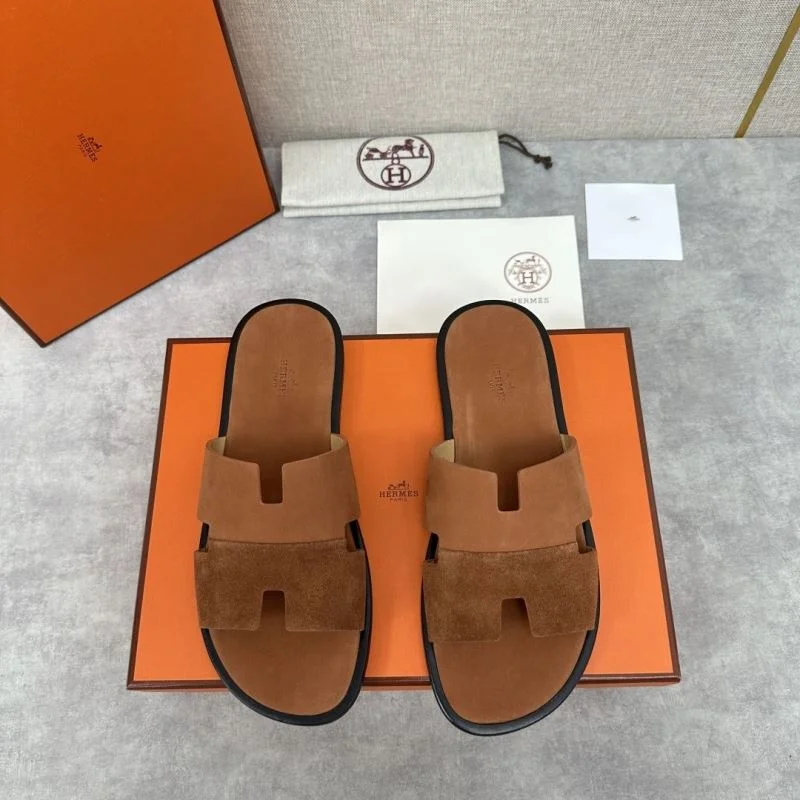 Versatile Hermes Slippers 27809