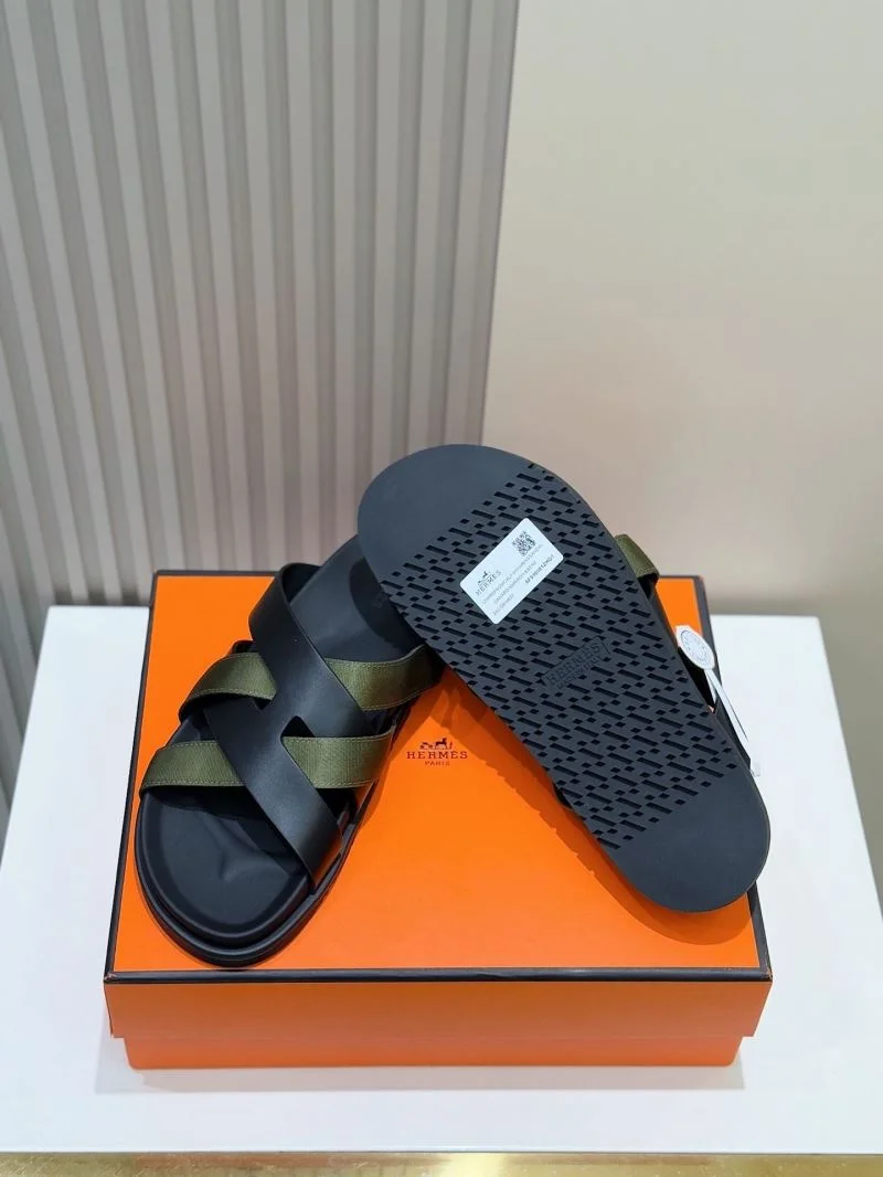 WellDesigned Hermes Slippers 27770