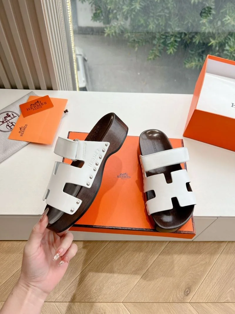 QuickDry Hermes Slippers 28418