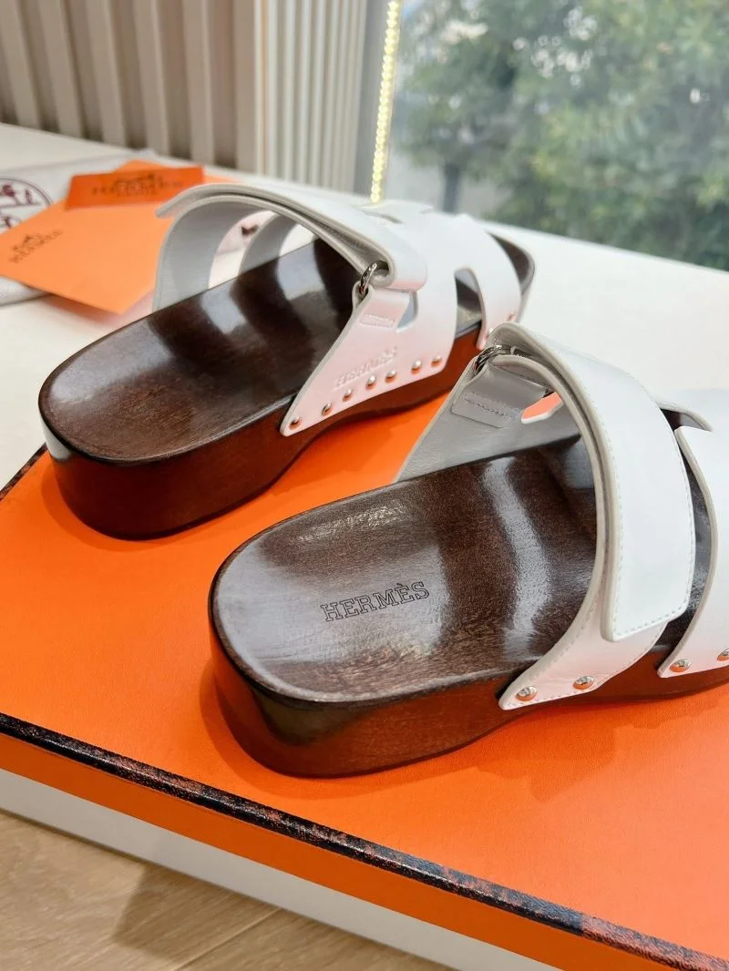 QuickDry Hermes Slippers 28418