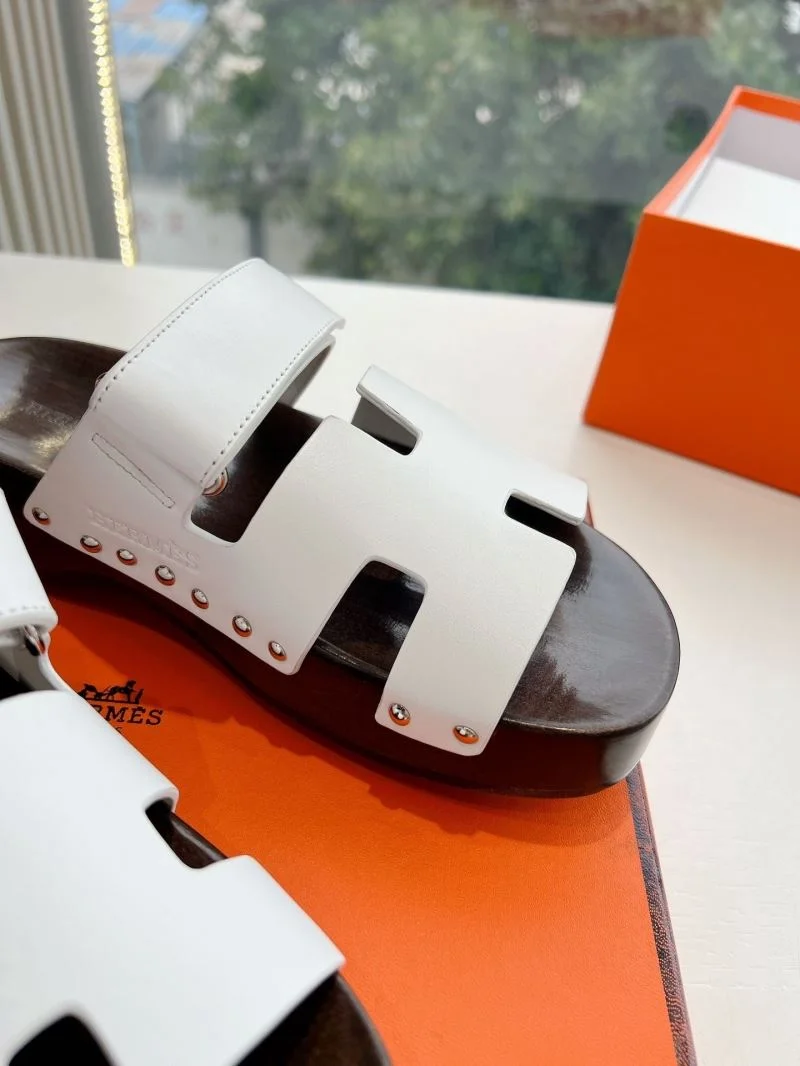 QuickDry Hermes Slippers 28418