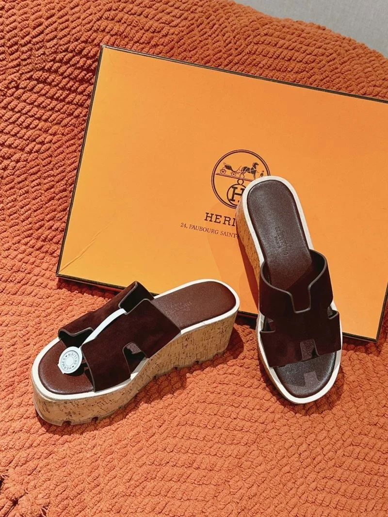 SportInspired Hermes Slippers 28413