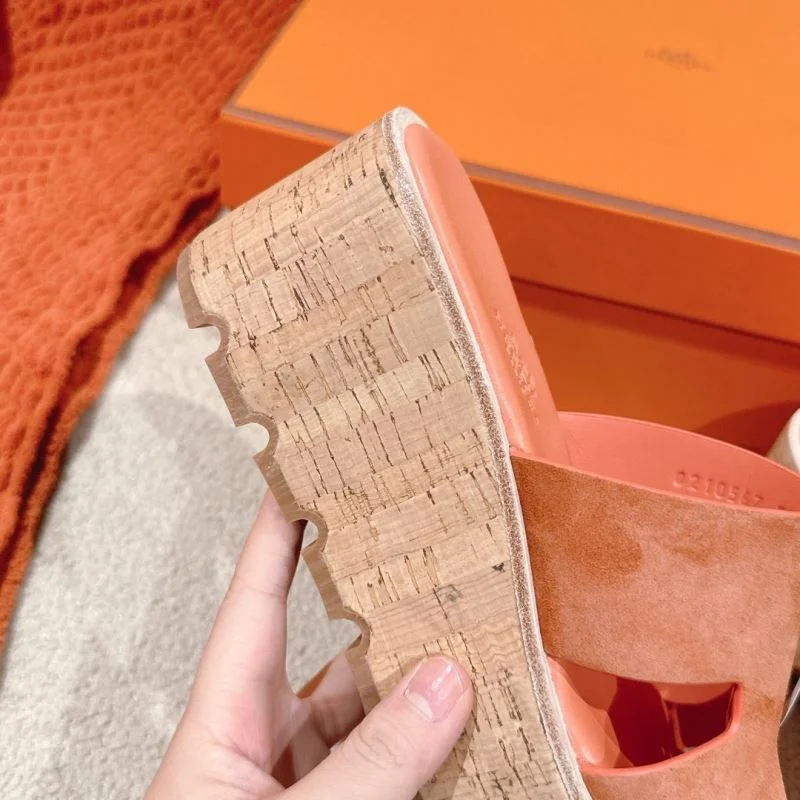 Hermes Slippers WeatherProof 28410