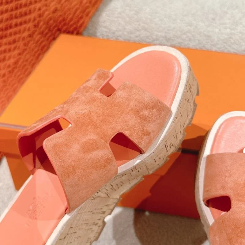 Hermes Slippers WeatherProof 28410