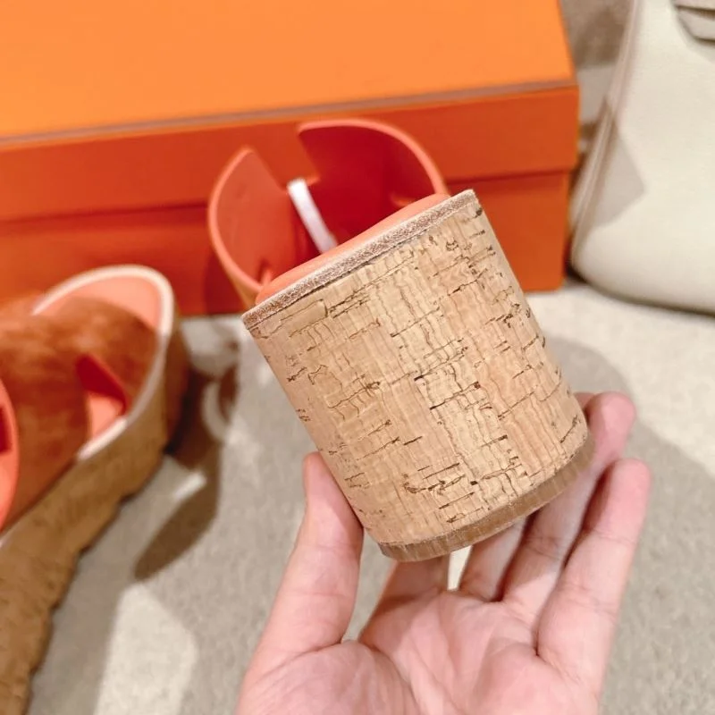 Hermes Slippers WeatherProof 28410