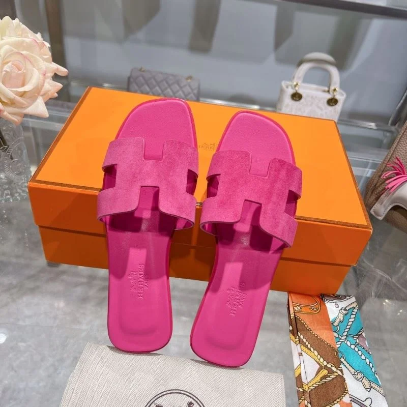 ZipUp Hermes Slippers 28406