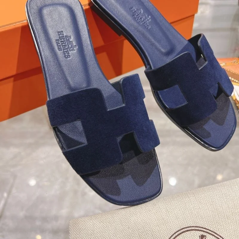 Efficient Hermes Slippers 28380