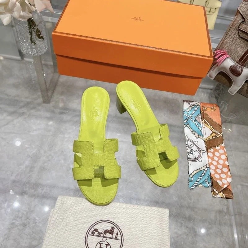 WaterResistant Hermes Slippers 28372