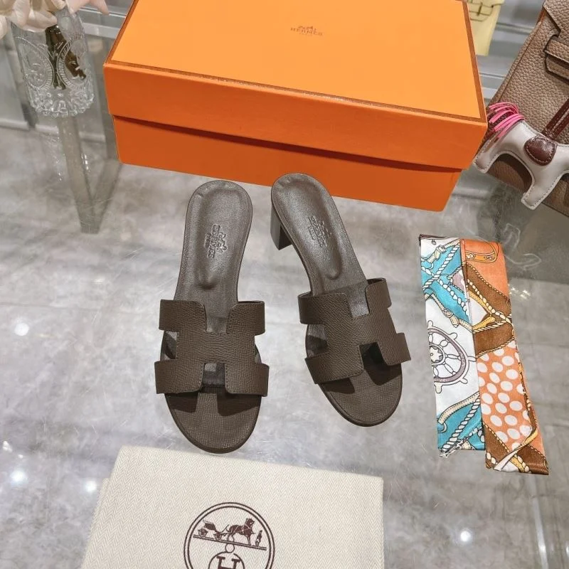 Unique Hermes Slippers 28366