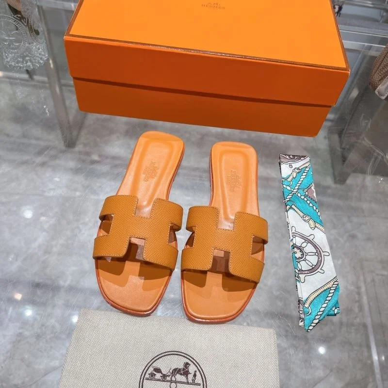Resilient Hermes Slippers 28297