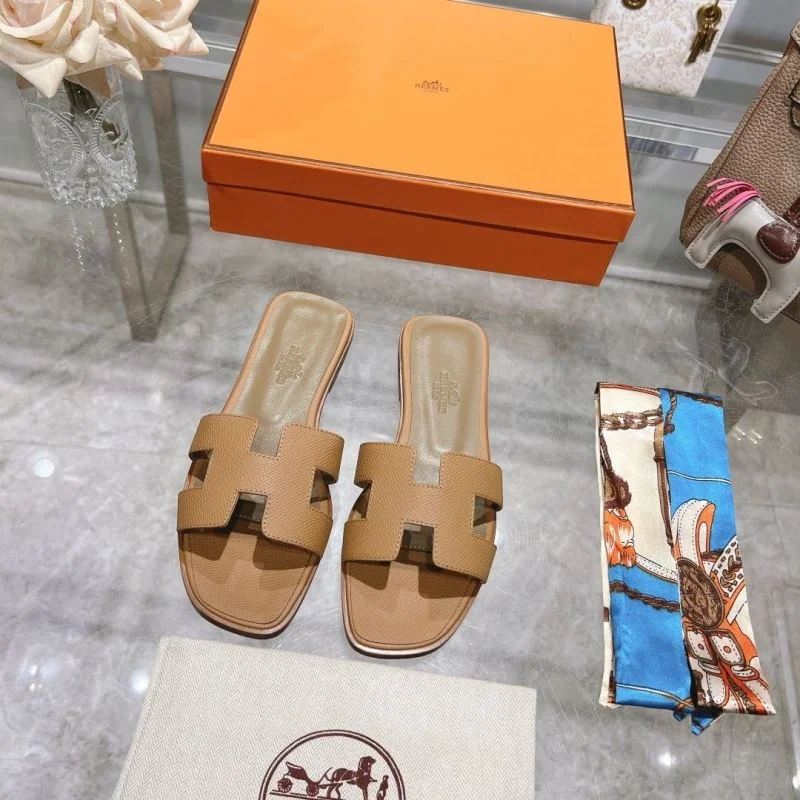 Sporty Hermes Slippers 28260