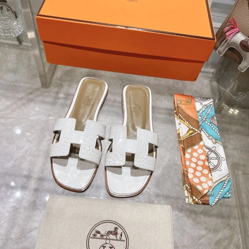 Durable Hermes Slippers 28143