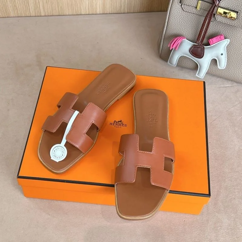 Unisex Hermes Slippers 28110