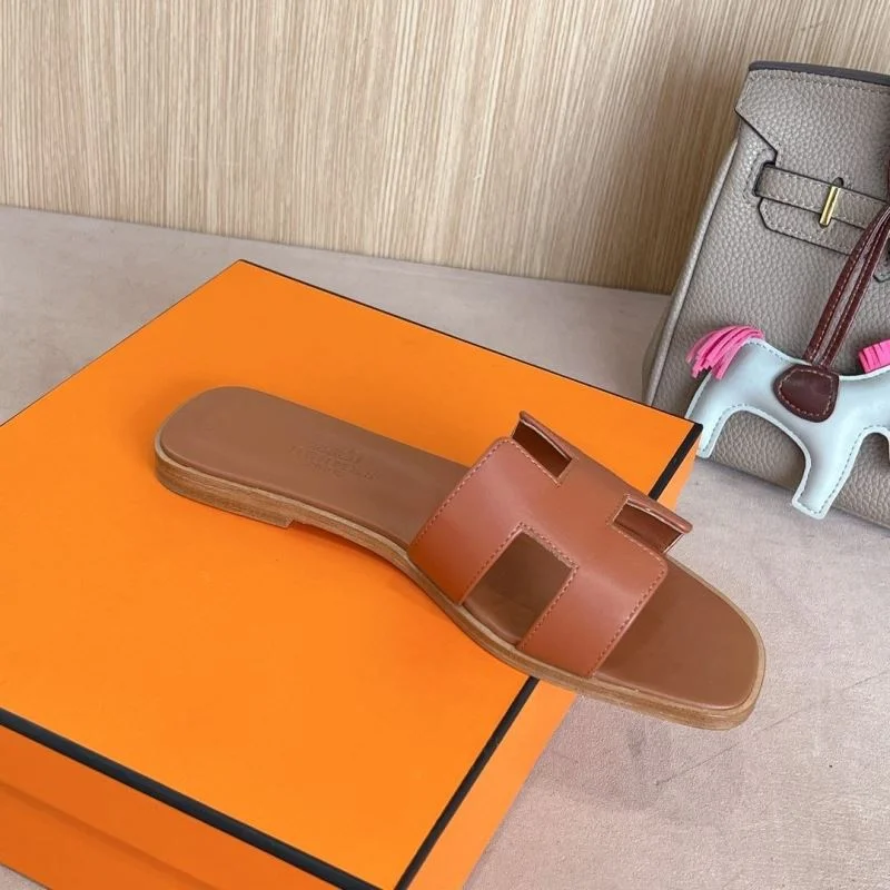 Unisex Hermes Slippers 28110