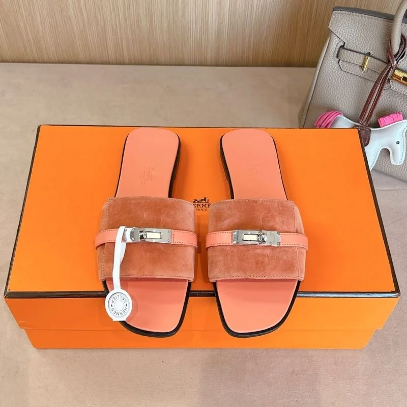 Compact Hermes Slippers 28064