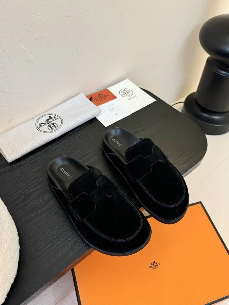 Minimalist Hermes Slippers 28030