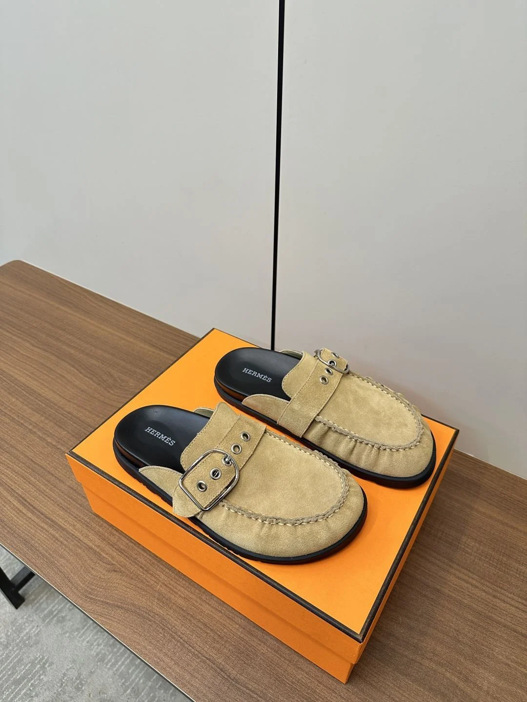 Hermes Slippers Comfortable 26412