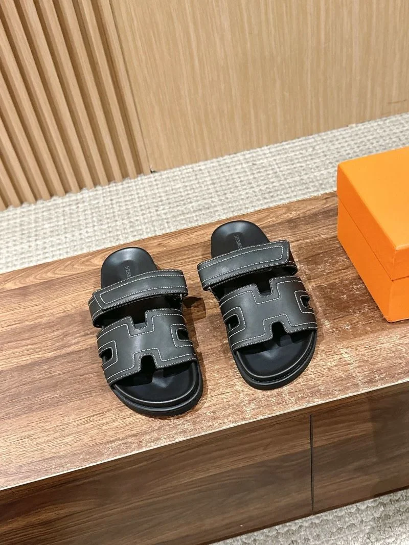 Flexible Hermes Slippers 26404