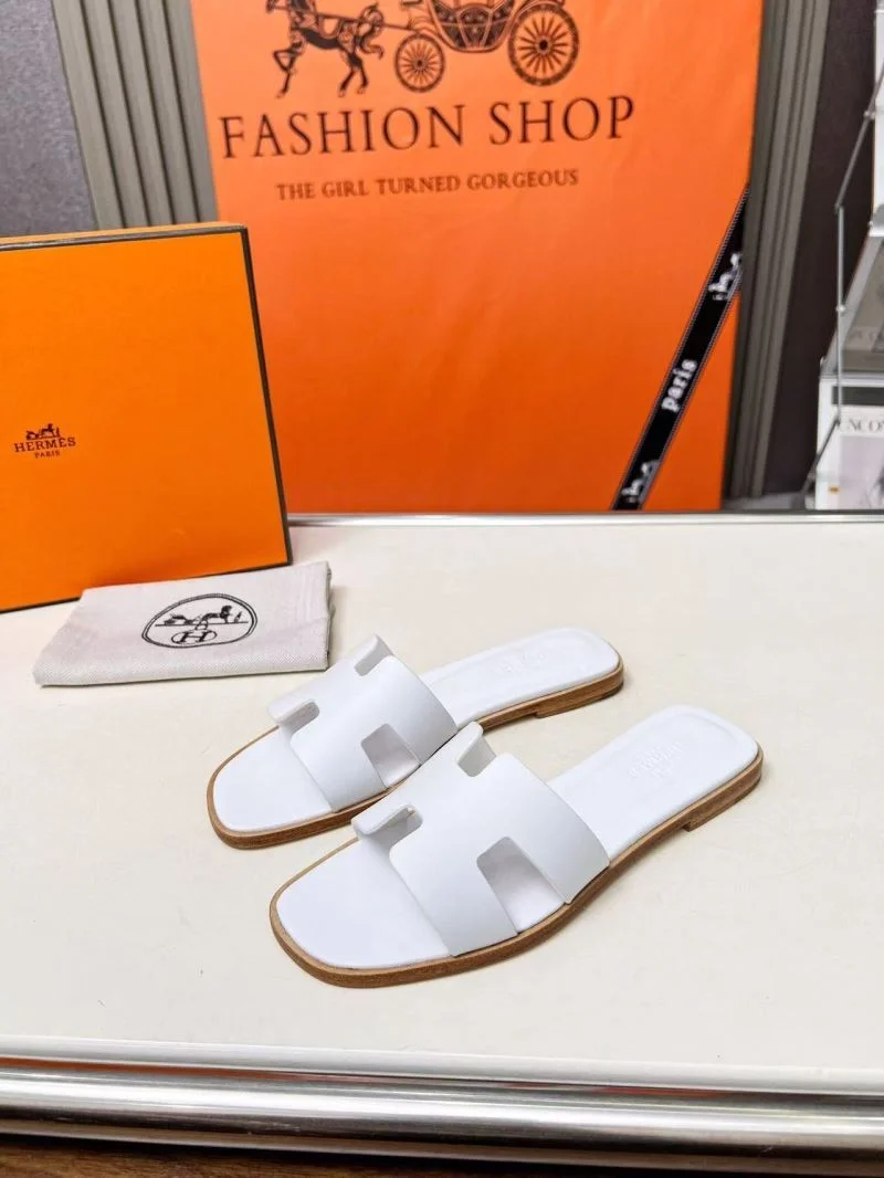 Hermes Slippers Elegant 26356