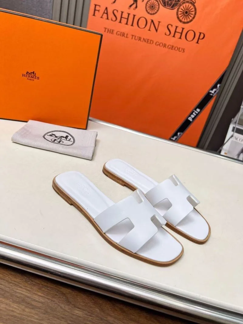Hermes Slippers Elegant 26356