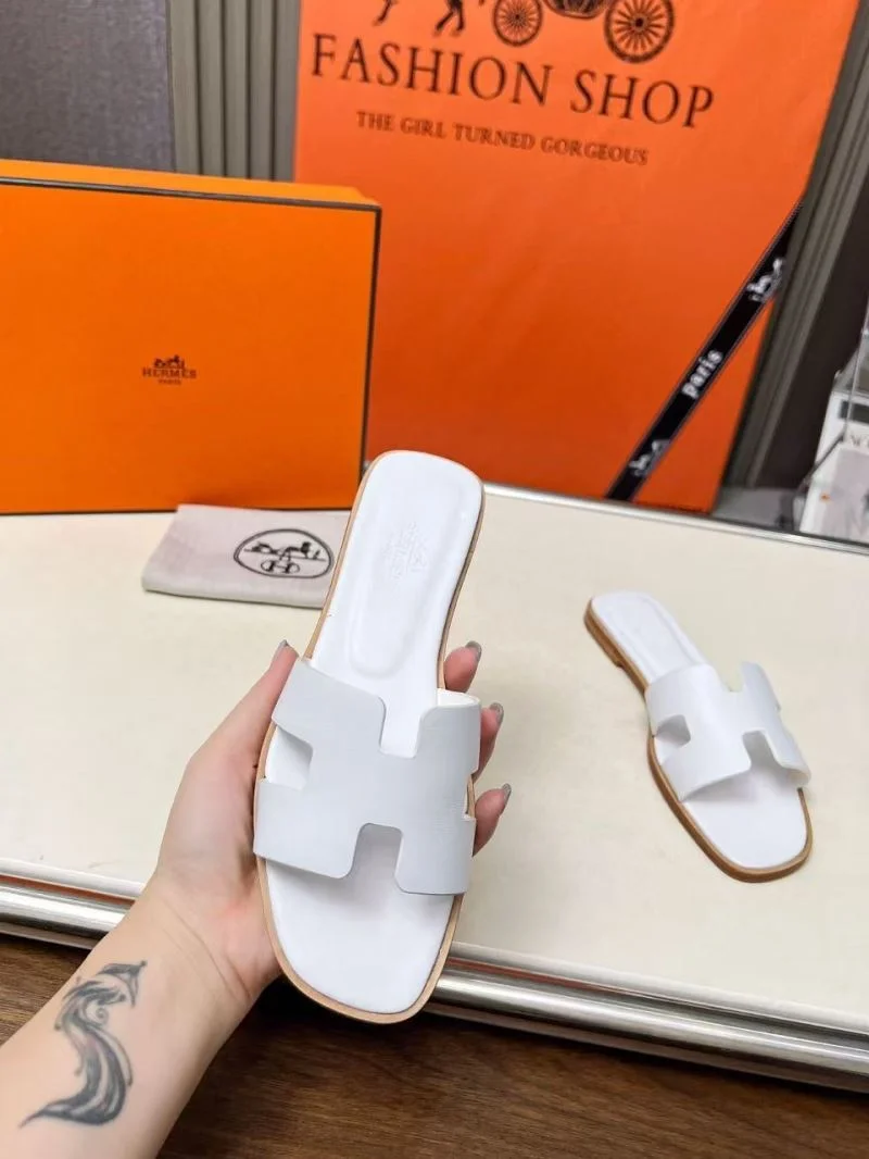 Hermes Slippers Elegant 26356