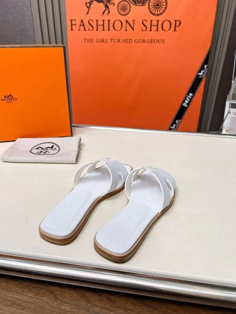 Hermes Slippers Elegant 26356