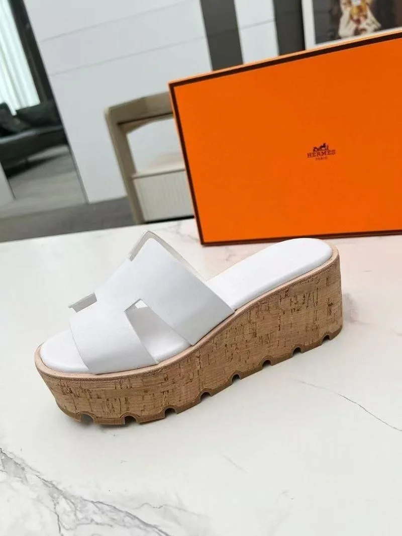 Sophisticated Hermes Slippers 26337