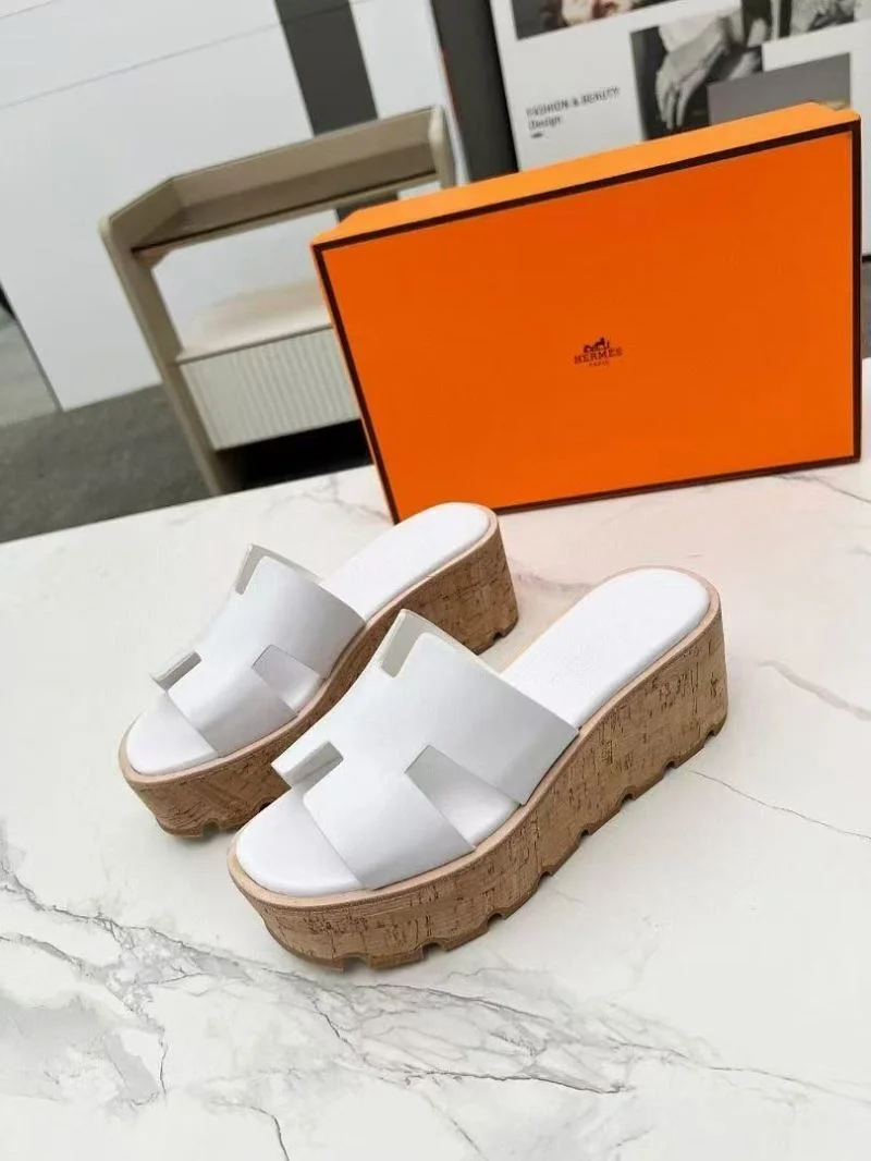 Sophisticated Hermes Slippers 26337