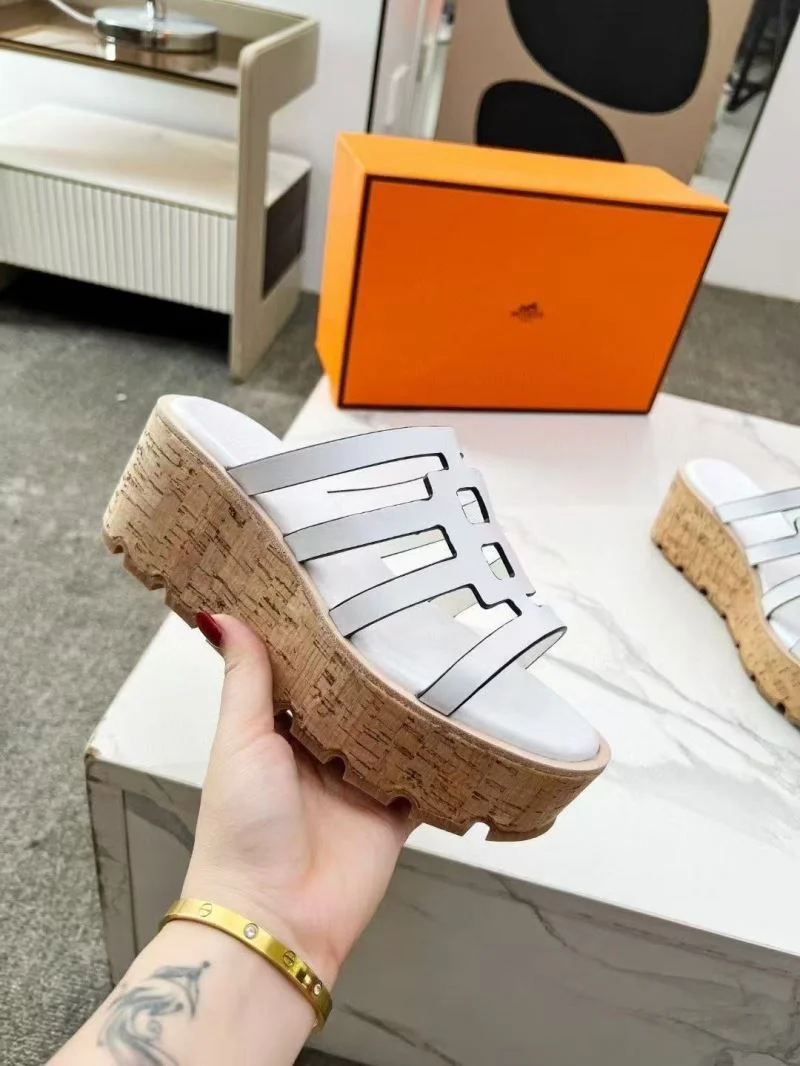 Unique Hermes Slippers 26336