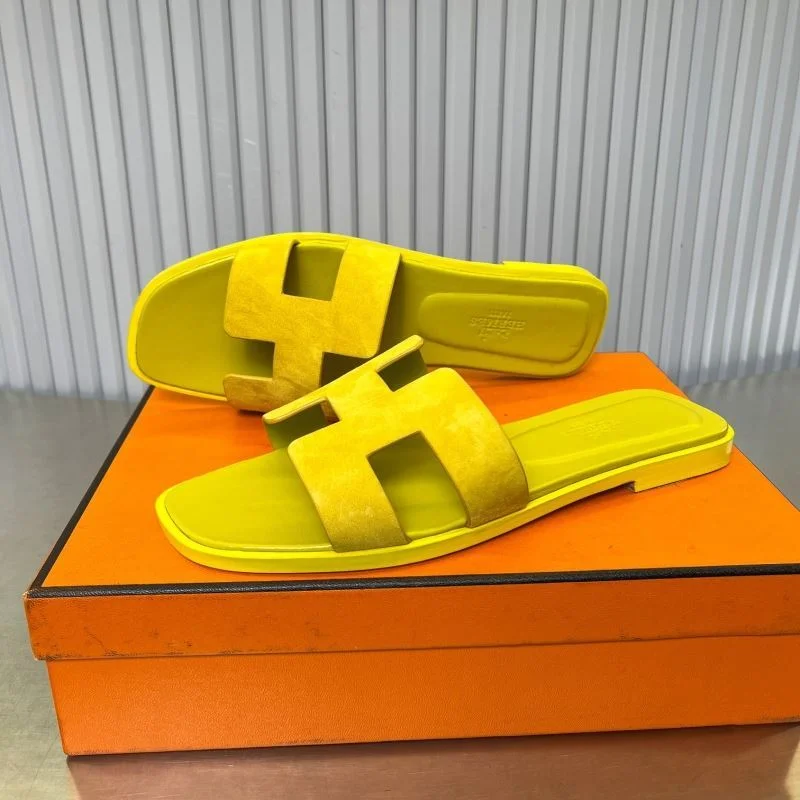 Timeless Hermes Slippers 26327