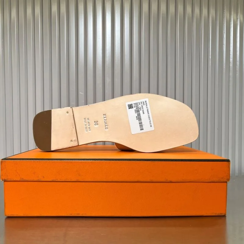Trendsetting Hermes Slippers 26308