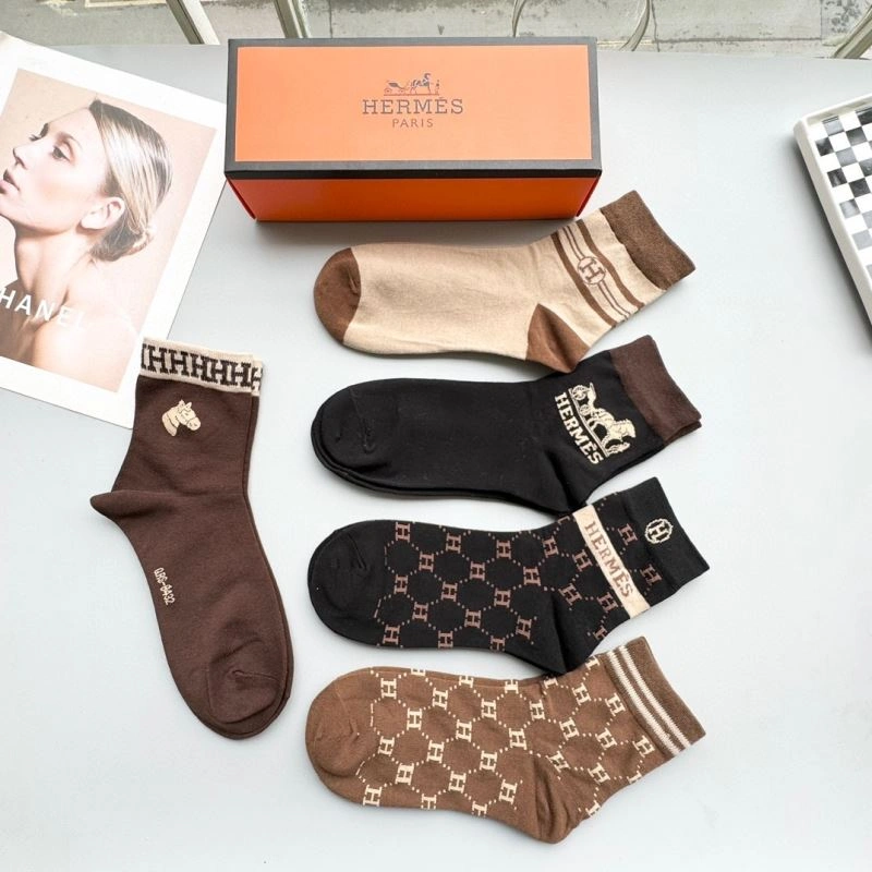 WellDesigned Hermes Socks 273631