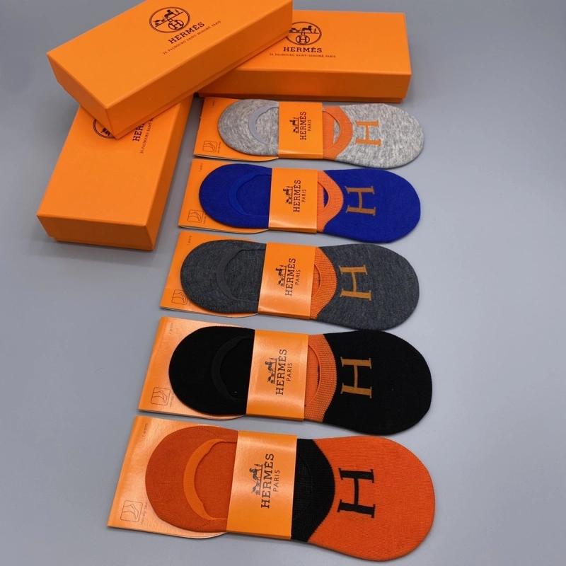 WellDesigned Hermes Socks 274175