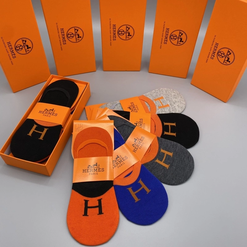 WellDesigned Hermes Socks 274175